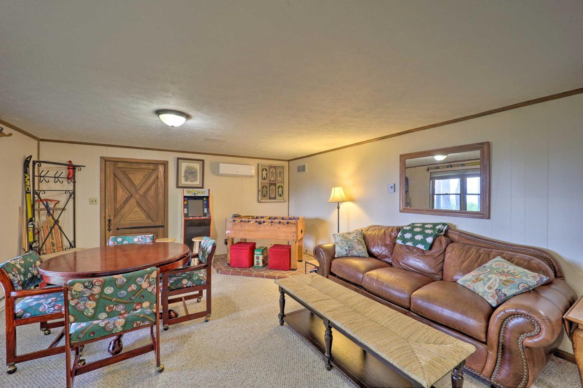 Beech Mountain Cabin Retreat With Hot Tub And Views! Dış mekan fotoğraf